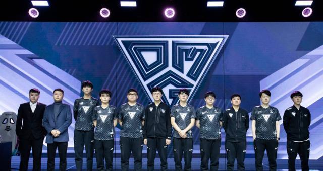 跌宕起伏 跌宕起伏